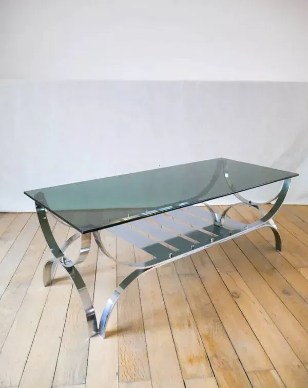 Illustration numéro 3 du produit Table basse rectangulaire en verre fumé et chrome double plateaux Design 1970