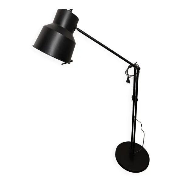 Illustration numéro 3 du produit Lampadaire style industriel noir