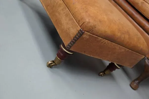 Illustration numéro 3 du produit Fauteuil club vintage hollandais en cuir couleur cognac, avec repose-pieds