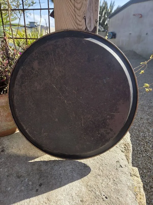 Illustration numéro 3 du produit Plateau metal décor floral