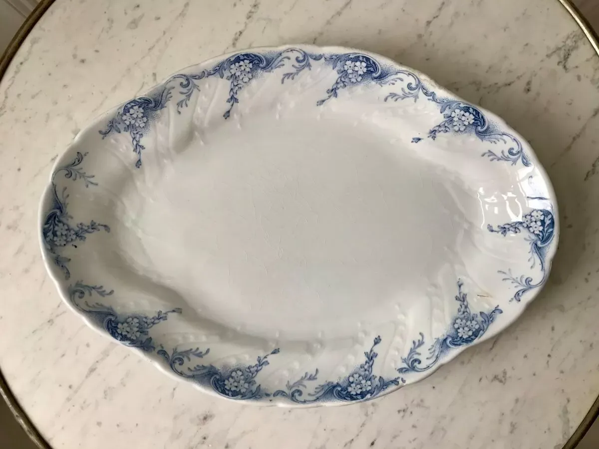 Illustration numéro 3 du produit Plat oval en terre de fer k&g lunéville modèle ''angèle'' fin XlXème