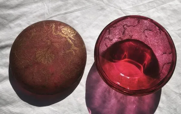 Illustration numéro 3 du produit Boite Legras série pièces guillochées