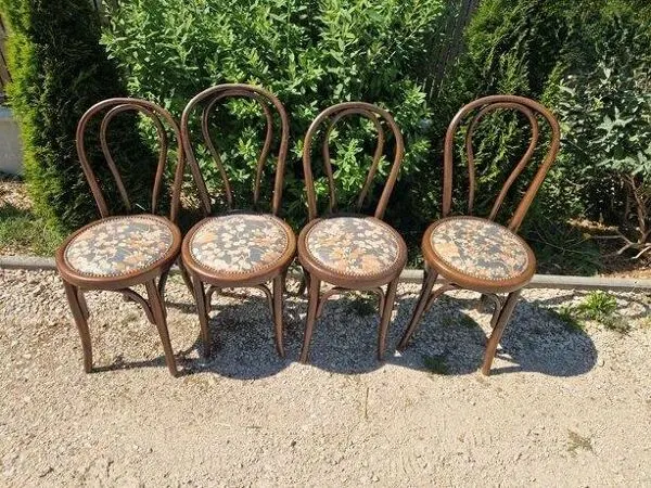 Illustration numéro 3 du produit 4 chaises bistrot