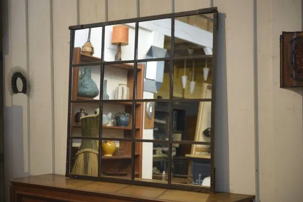 Illustration numéro 3 du produit Miroir industriel 1950’s