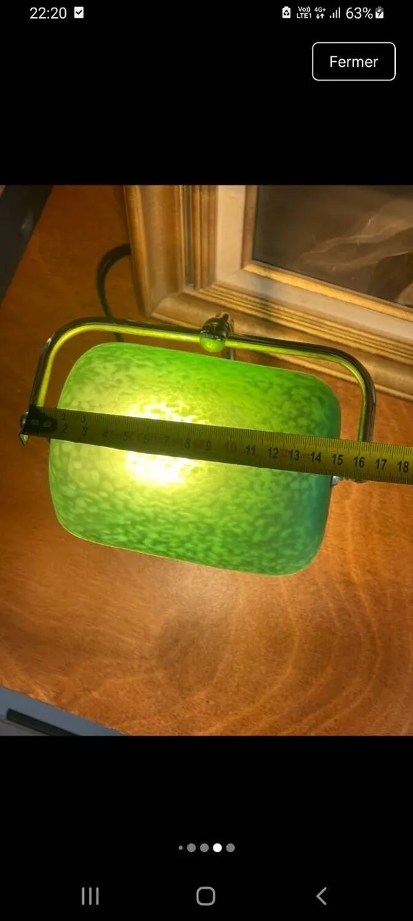 Illustration numéro 3 du produit Lampe de banquier vintage verre moucheté vert – style notaire chromé