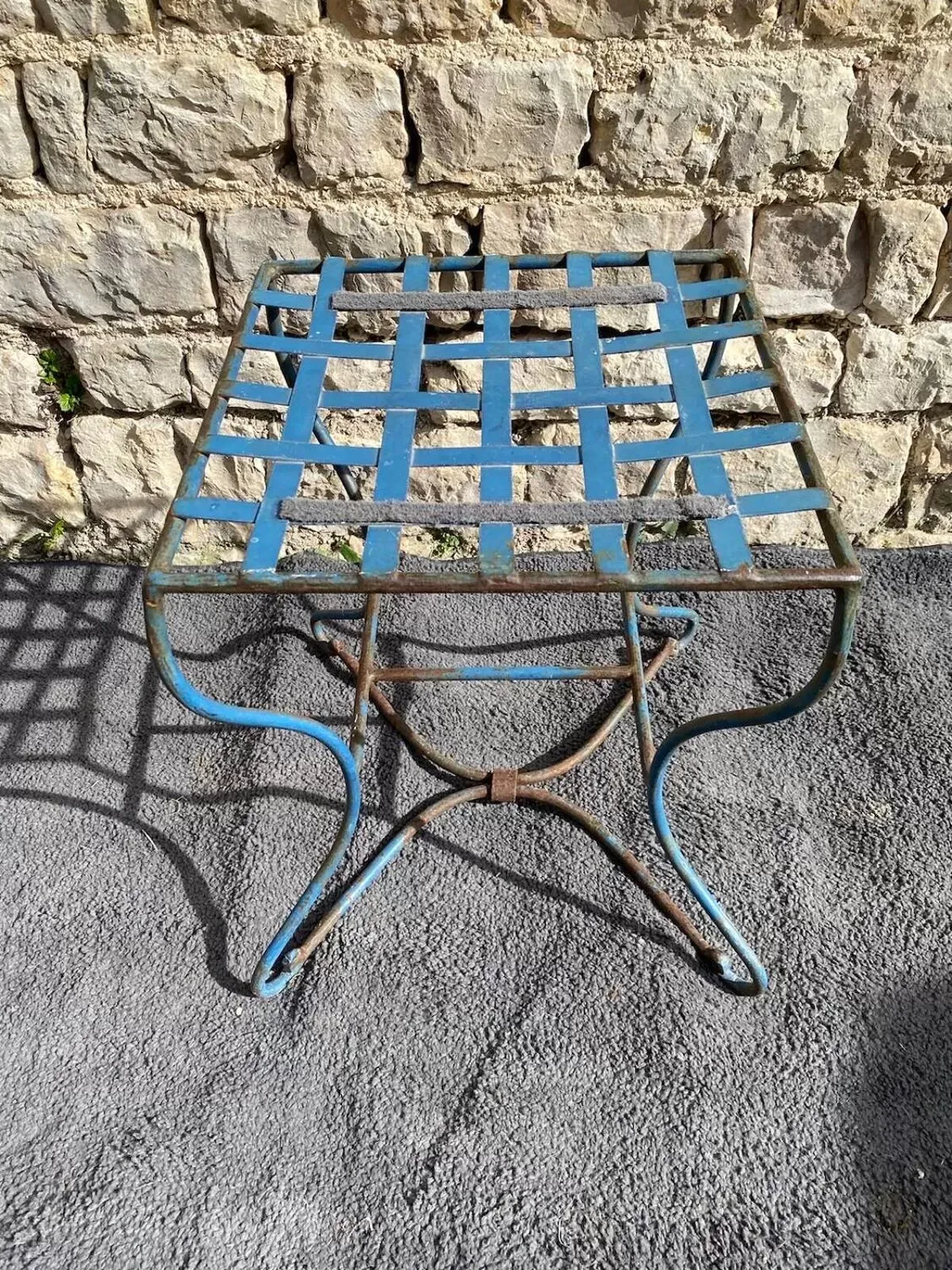 Illustration numéro 3 du produit Tabouret en Métal des Années 80