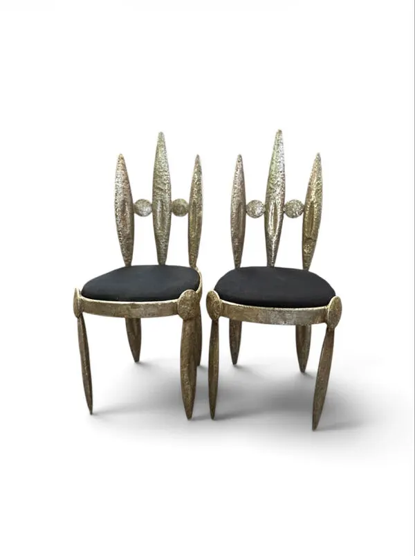 Illustration numéro 3 du produit paire de chaises barbares