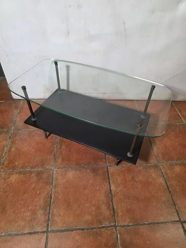 Illustration numéro 3 du produit Table basse vintage des années 60 , verre skaï laiton