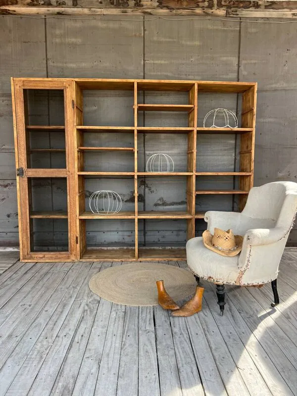 Illustration numéro 3 du produit Ancien casier d’atelier