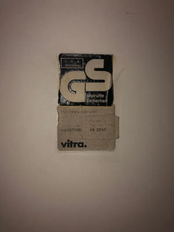 Illustration numéro 3 du produit 4 chaises Verner Panton S blanches (LGA Nurnberg GS)