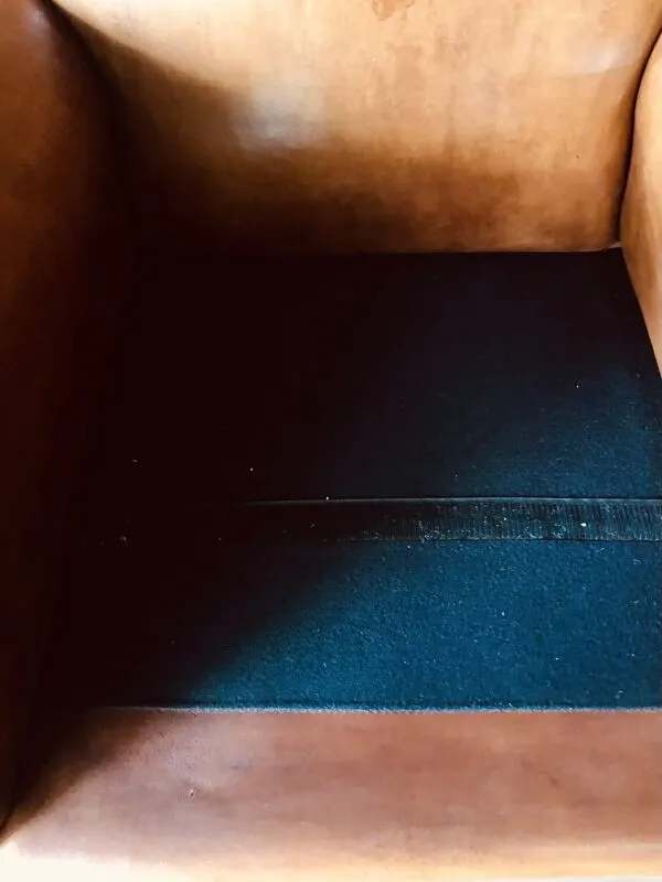 Illustration numéro 3 du produit Fauteuil Club vintage en cuir « cognac »