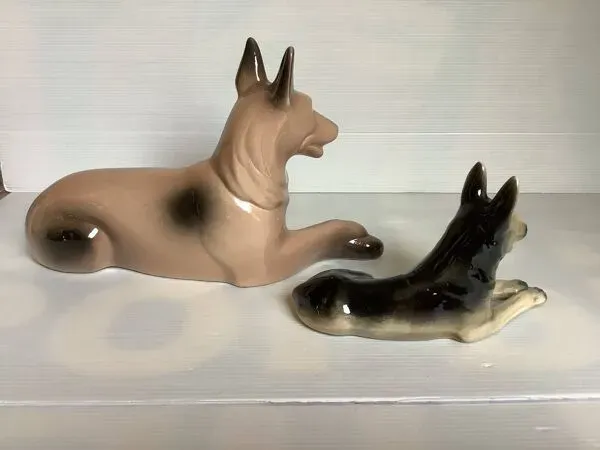 Illustration numéro 3 du produit Duo de chiens bergers allemands