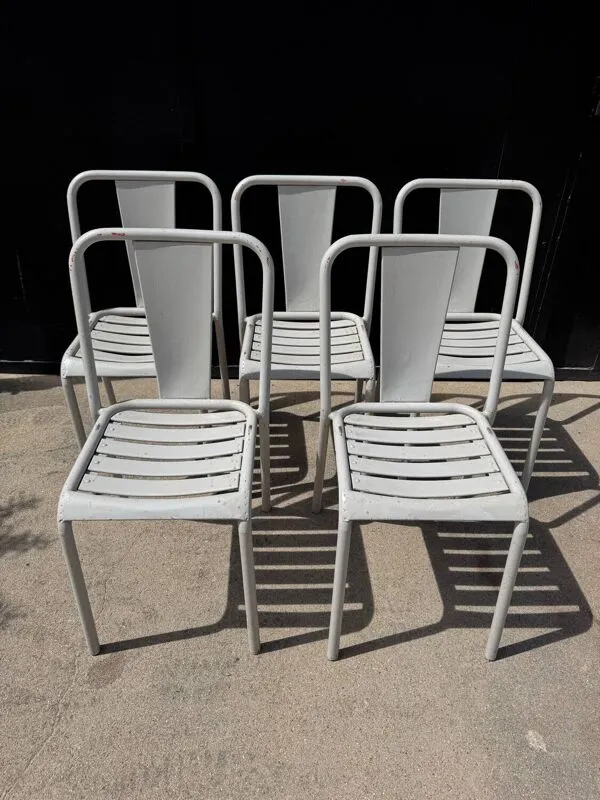Illustration numéro 3 du produit Chaises de bistrot Tolix années 60