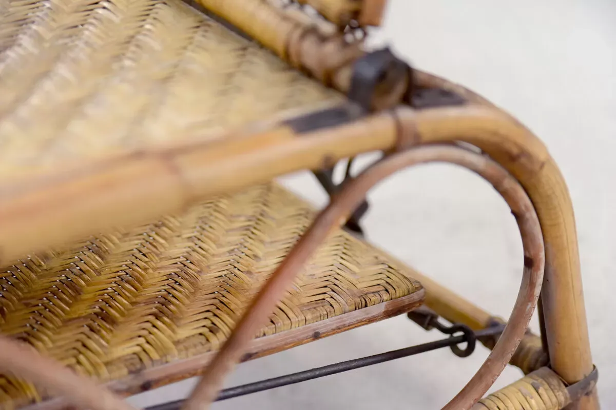 Illustration numéro 3 du produit Fauteuil en rotin Bauhaus avec ottoman par Erich Dieckmann, 1930