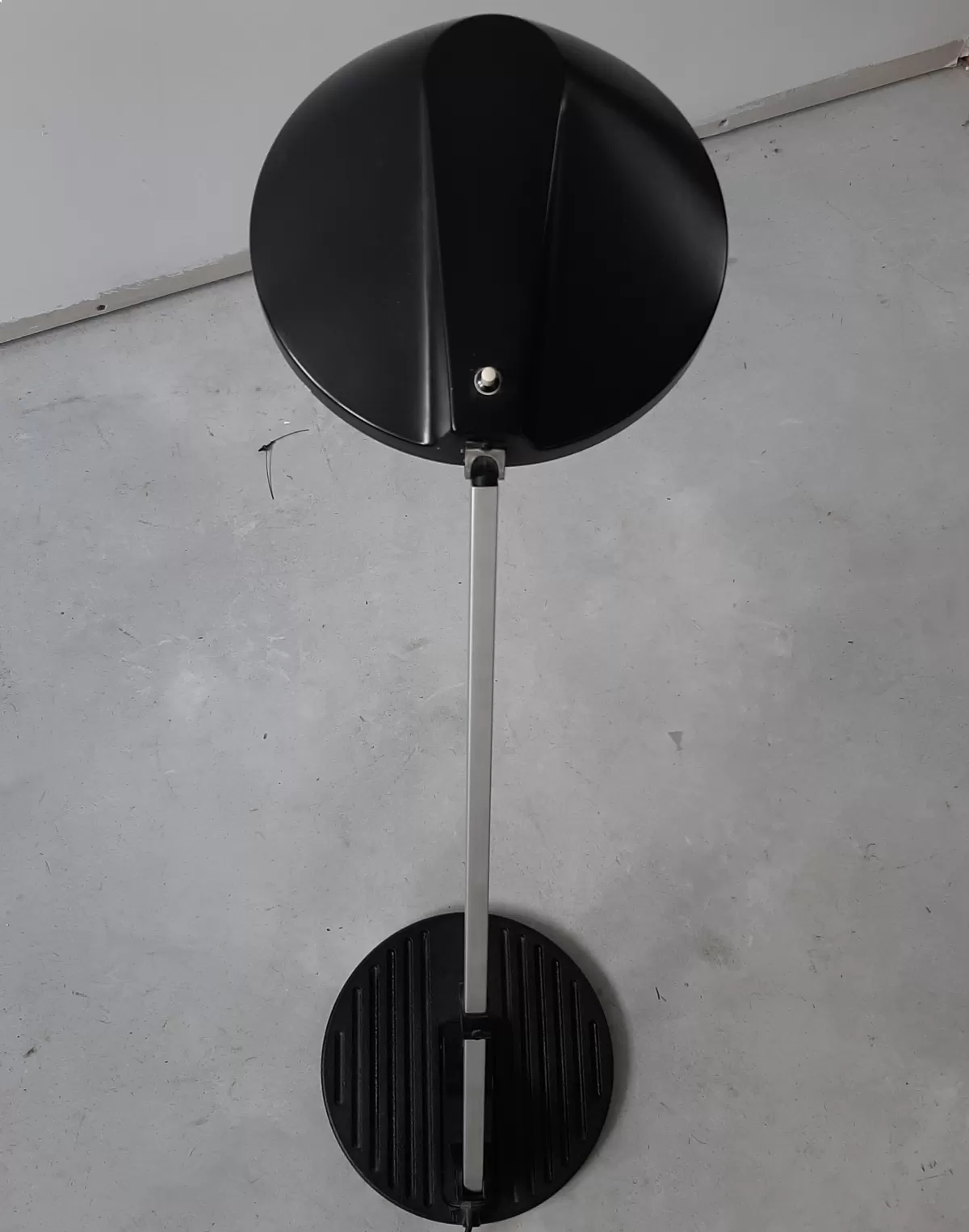 Illustration numéro 3 du produit Lampe anglepoise WL2 noire en fonte et aluminium