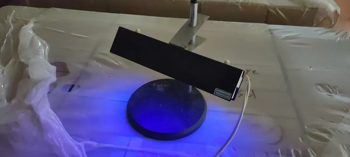 Illustration numéro 3 du produit Lampe pince industrielle labover