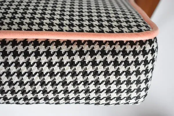 Illustration numéro 3 du produit Fauteuil « Fox », conçu par H.Lis, totalement restauré, années 1970