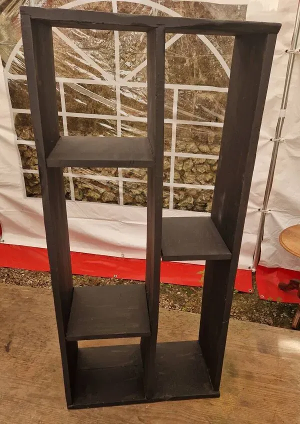 Illustration numéro 3 du produit Meuble d'atelier à casiers