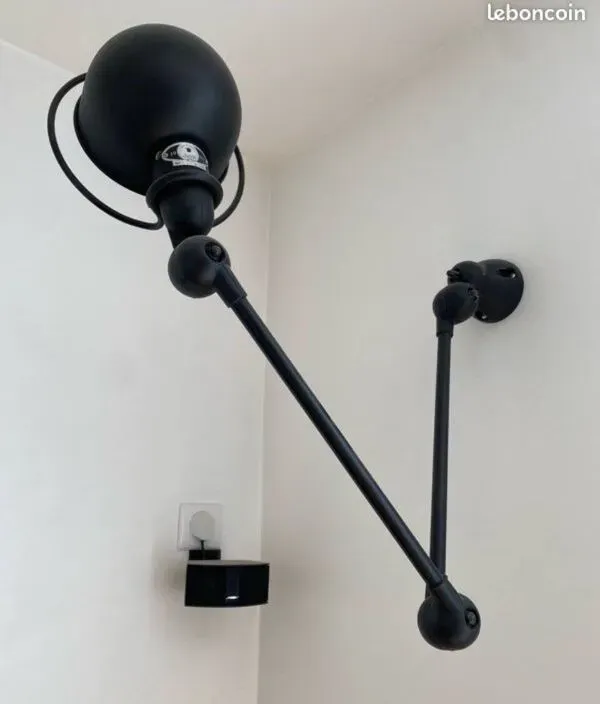 Illustration numéro 3 du produit Lampe Jielde