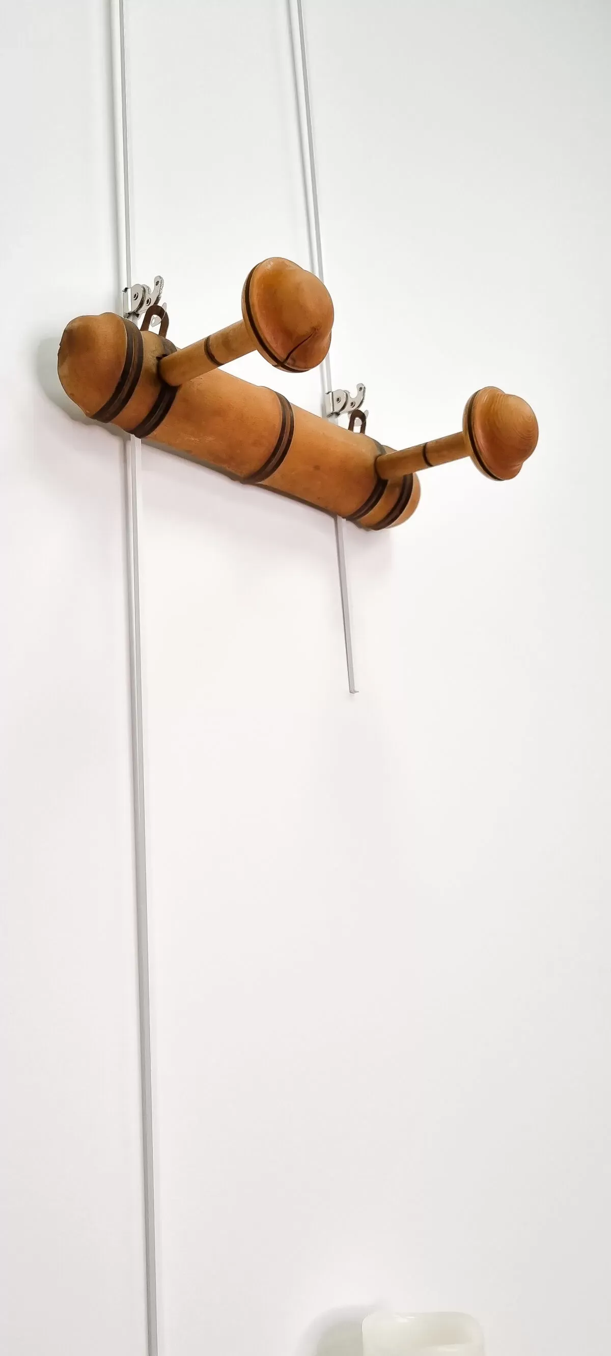 Illustration numéro 3 du produit Patère en bois