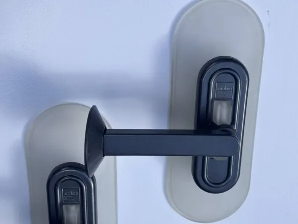 Illustration numéro 3 du produit Appliques Arteluce Jill Perry King Santiago Miranda 1978