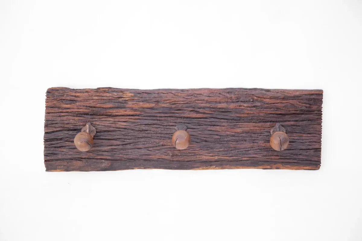 Illustration numéro 3 du produit Porte-manteau vintage, bois flotté
