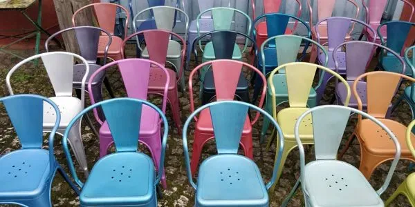 Illustration numéro 3 du produit Chaises type Tolix