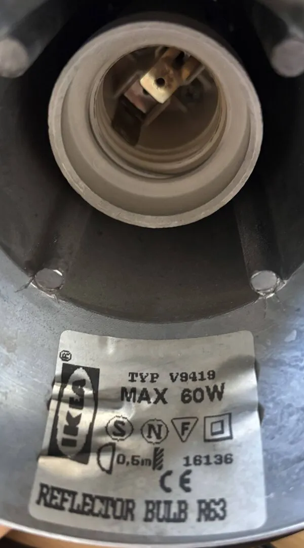 Illustration numéro 3 du produit Appliques murales 'Bor' v9419  - Verner Panton & Ettore Sottsass pour IKEA