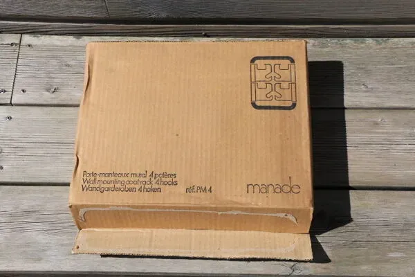 Illustration numéro 3 du produit Portemanteau 4 patères 4 Manade