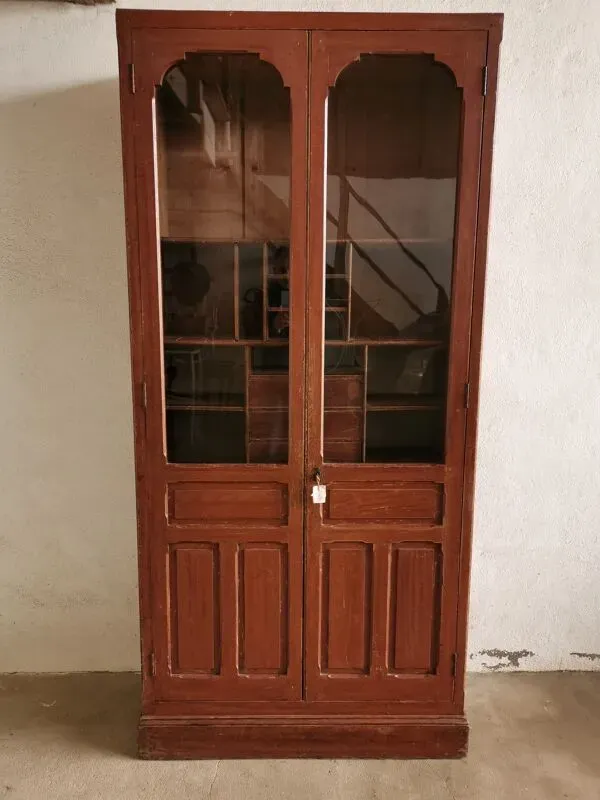 Illustration numéro 3 du produit Meuble de mercerie