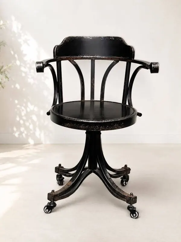 Illustration numéro 3 du produit Chaise de bureau