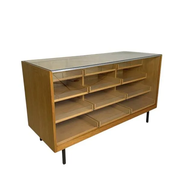 Illustration numéro 3 du produit Comptoir, vitrine par Ladenbau Brixius, 150 cm de long, années 1950