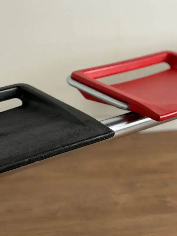 Illustration numéro 3 du produit Banc 3 places FERFOR – design Estudi Cread, années 1980