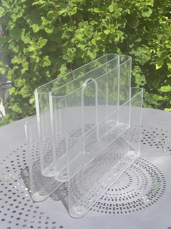 Illustration numéro 3 du produit Porte revues Kartell de Giotto Stoppino vintage