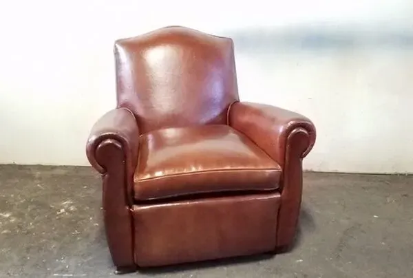 Illustration numéro 3 du produit Fauteuil club