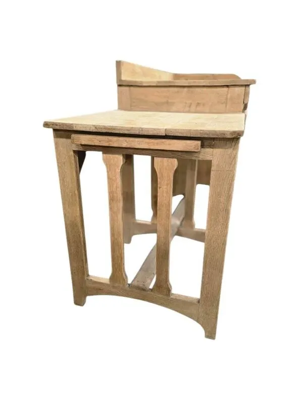 Illustration numéro 3 du produit Bureau, table d'appoint vintage industriel en bois
