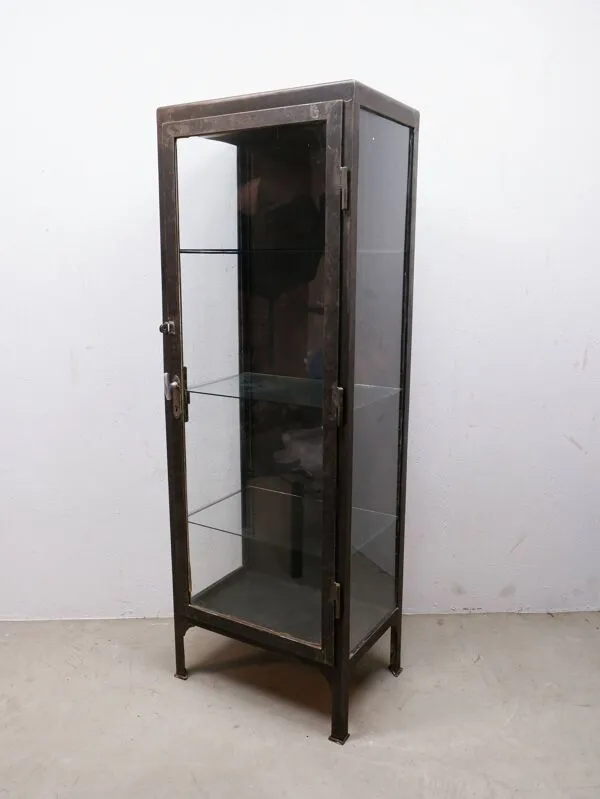 Illustration numéro 3 du produit Vitrine industrielle