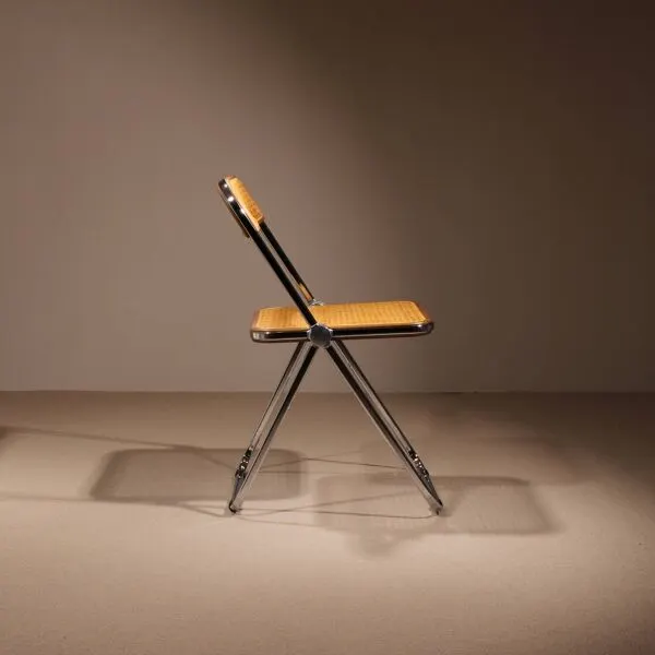 Illustration numéro 3 du produit 4 chaises pliantes 'Plia' de Giancarlo Piretti pour Anonima Castelli