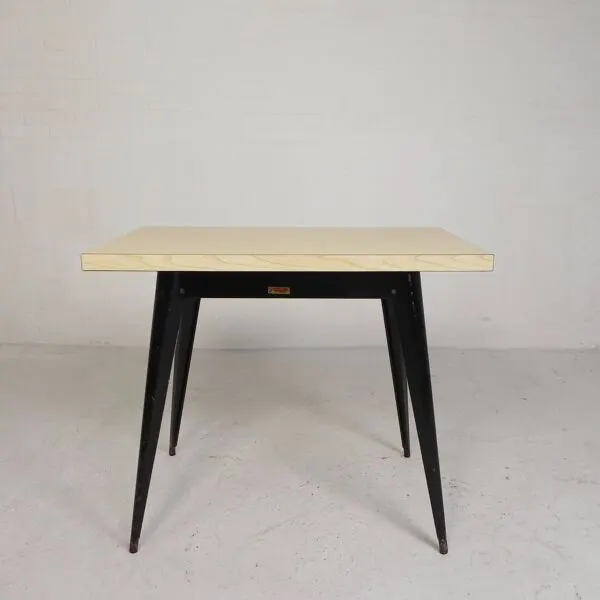 Illustration numéro 3 du produit Table bistrot Henri Julien, modèle Tolix T55 avec plateau en Formica, années 1950