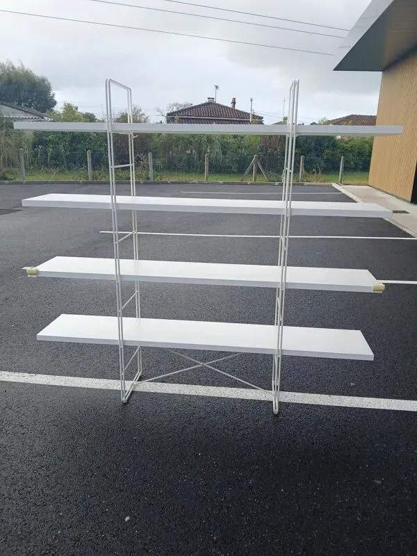 Illustration numéro 3 du produit Étagère modulable vintage ikea