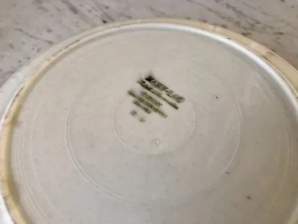 Illustration numéro 3 du produit Plat creux digoin sarreguemines modèle ''mary lou'' années 40