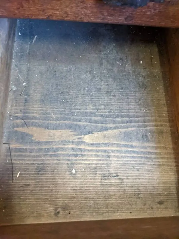 Illustration numéro 3 du produit Meuble apothicaire vintage – Petit meuble à tiroirs en bois – Style in