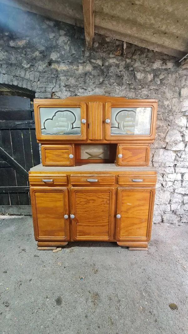 Illustration numéro 3 du produit Meuble Mado