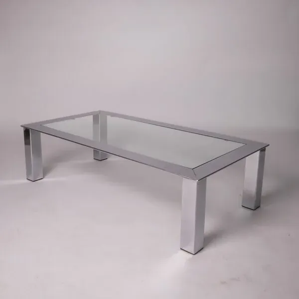 Illustration numéro 3 du produit Table basse moderniste en acier chromé et verre, France, Belgique 1975