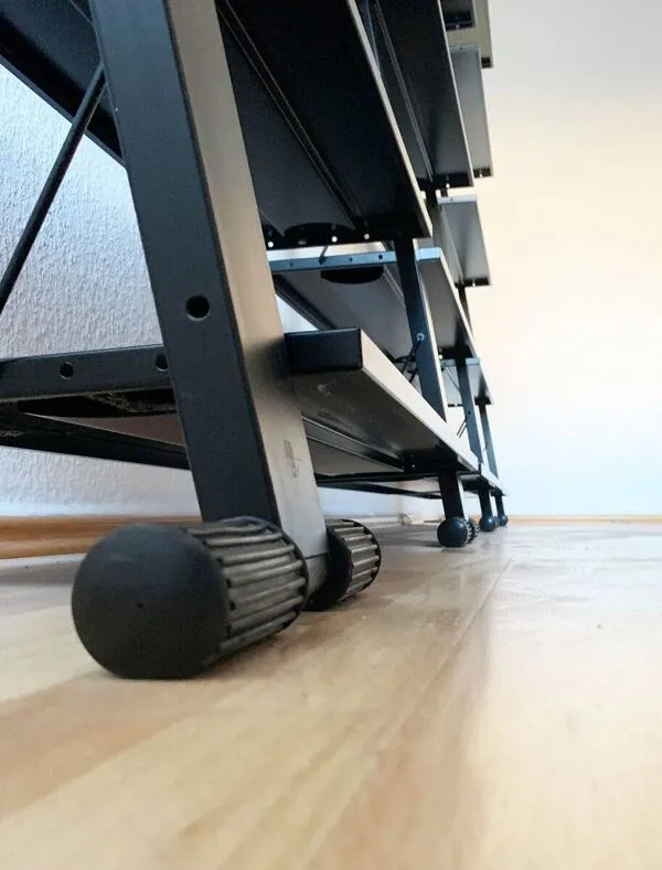 Illustration numéro 3 du produit Étagère graffiti italienne postmoderne par Rodney Kinsman pour Bieffeplast