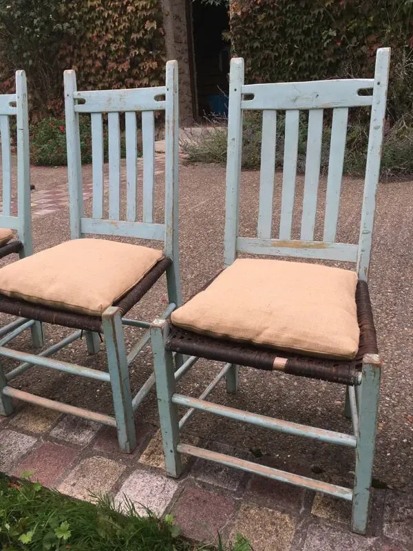 Illustration numéro 3 du produit Série de 4 chaises Canadiennes