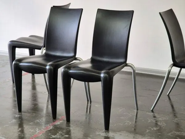 Illustration numéro 3 du produit Chaise vintage Louis XX par Philippe Starck pour Vitra, années 1990.