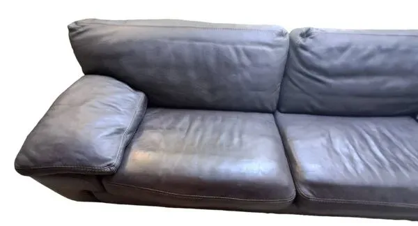 Illustration numéro 3 du produit Canapé cuir marron roche bobois