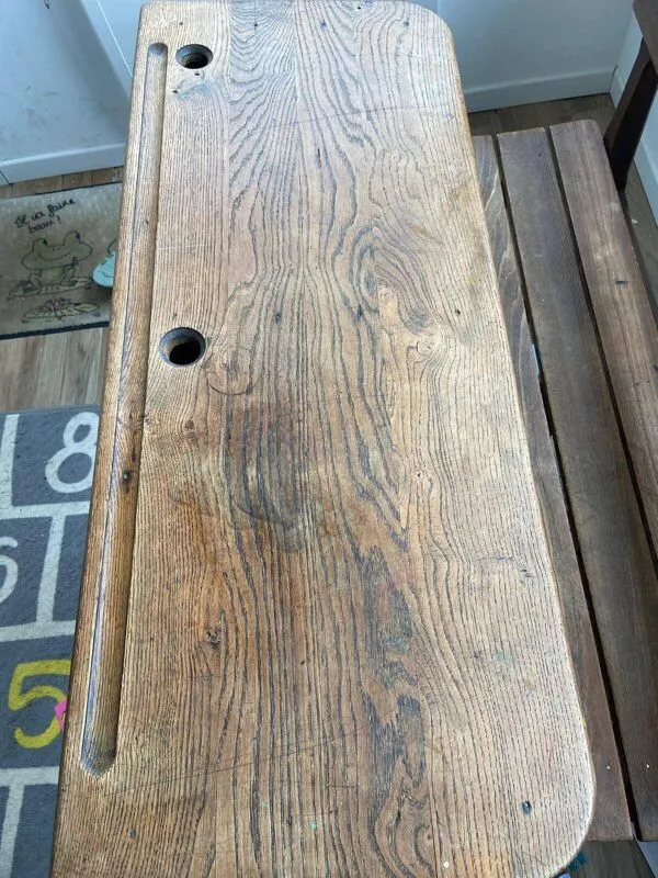 Illustration numéro 3 du produit Pupitre