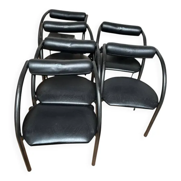 Illustration numéro 3 du produit Chaise design danois années 80, métal tubulaire noir et skaï